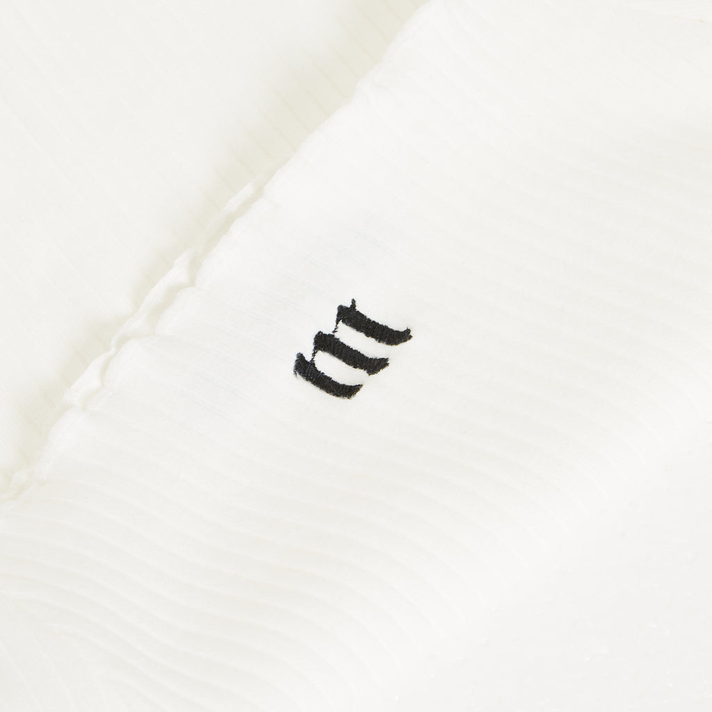 PLASTER WHITE TOP